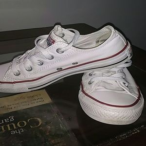 White converse chucks size 6
